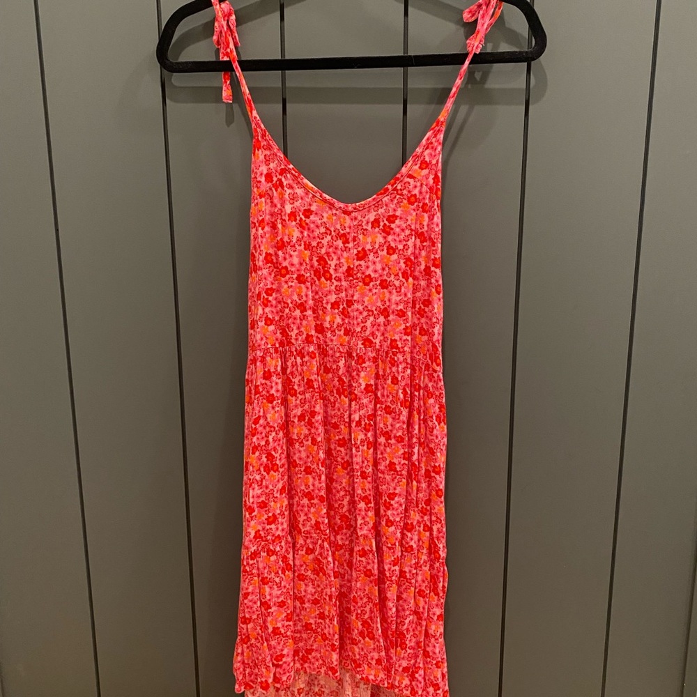 WILD FABLE pink/red floral crisscross dress
